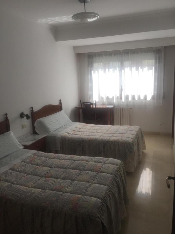 Residencia Universidad Ourense Esterno foto