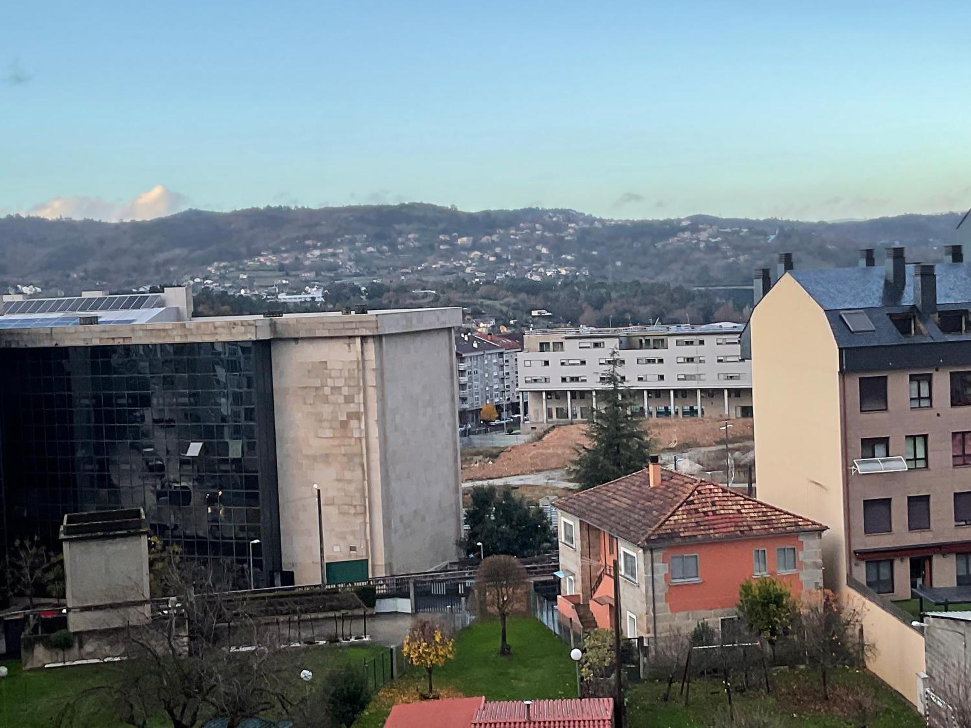 Residencia Universidad Ourense Esterno foto